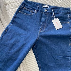 Good American Good Flare Jeans